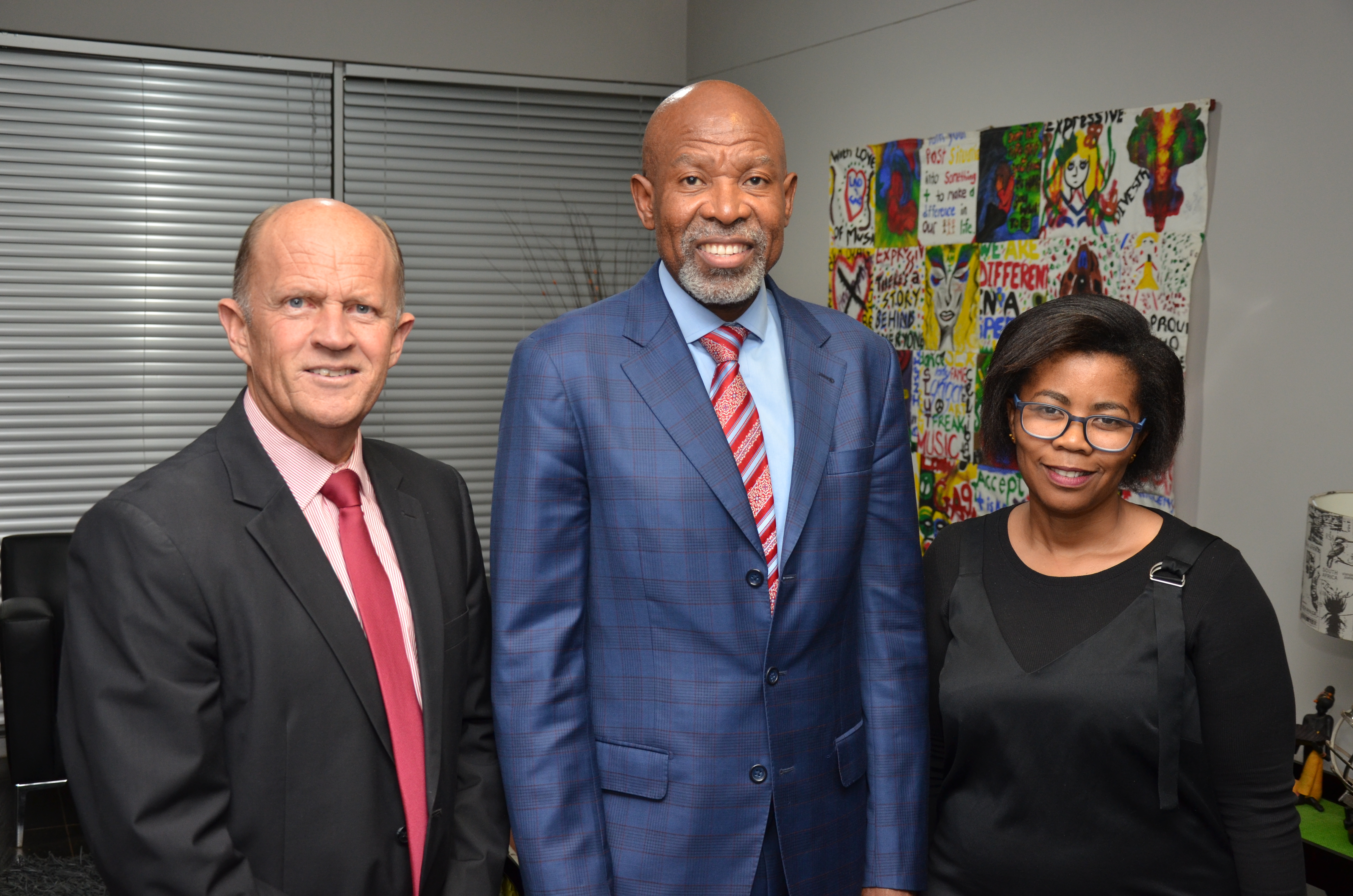 From left;Prof Hendri Kroukamp, Dean of the Faculty of Economic and Management Sciences, Governor Lesetja Kganyago, and Prof Puleng LenkaBula, Vice-Rector:  Institutional Change, Student Affairs
