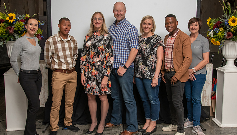 Team Red. From the left: Arina Meyer, Nico Piedt, Brenda Coetzee, Justin Coetzee, Elna de Waal, De Wet Dimo, and Tertia de Bruin.