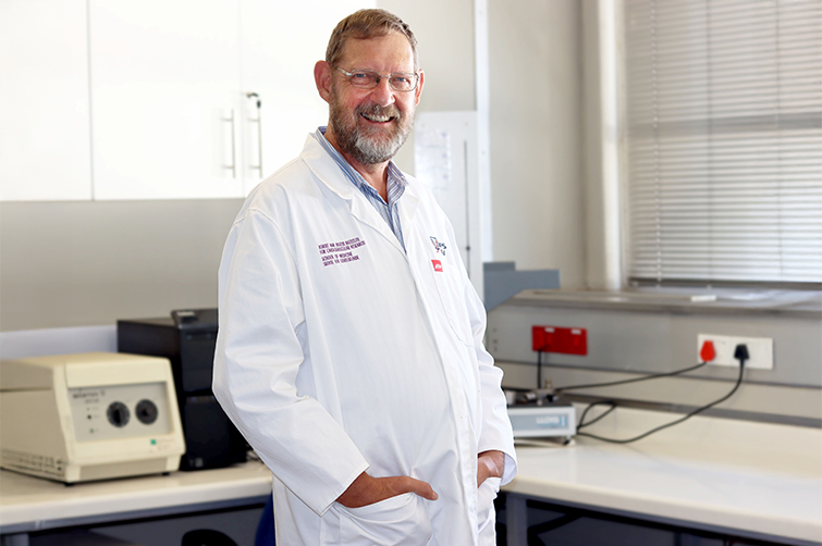 Dr Hans van den Heever