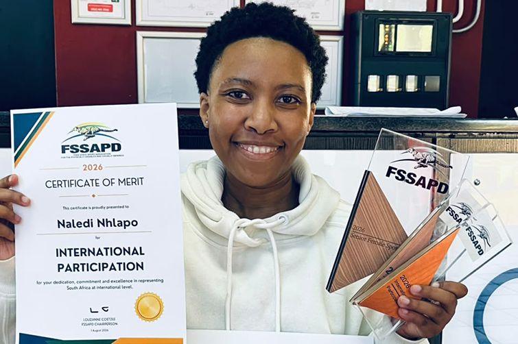 Naledi Nhlapo