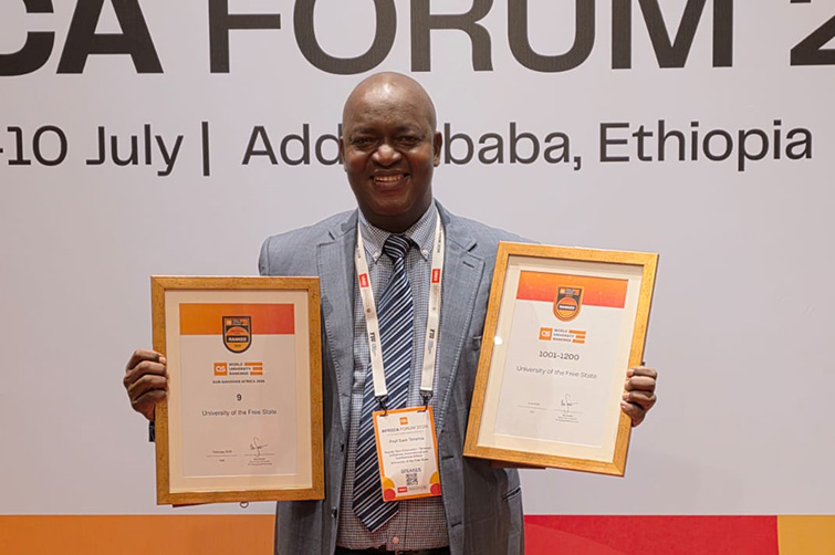 Prof Sam Tshehla