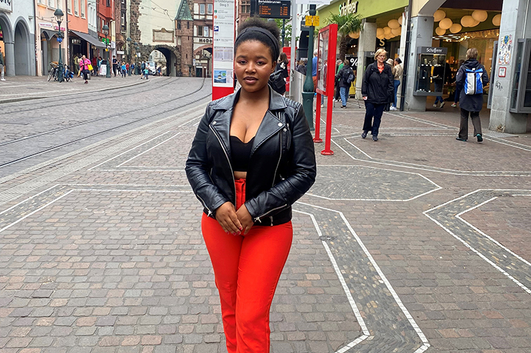 Sanelisiwe Khumalo