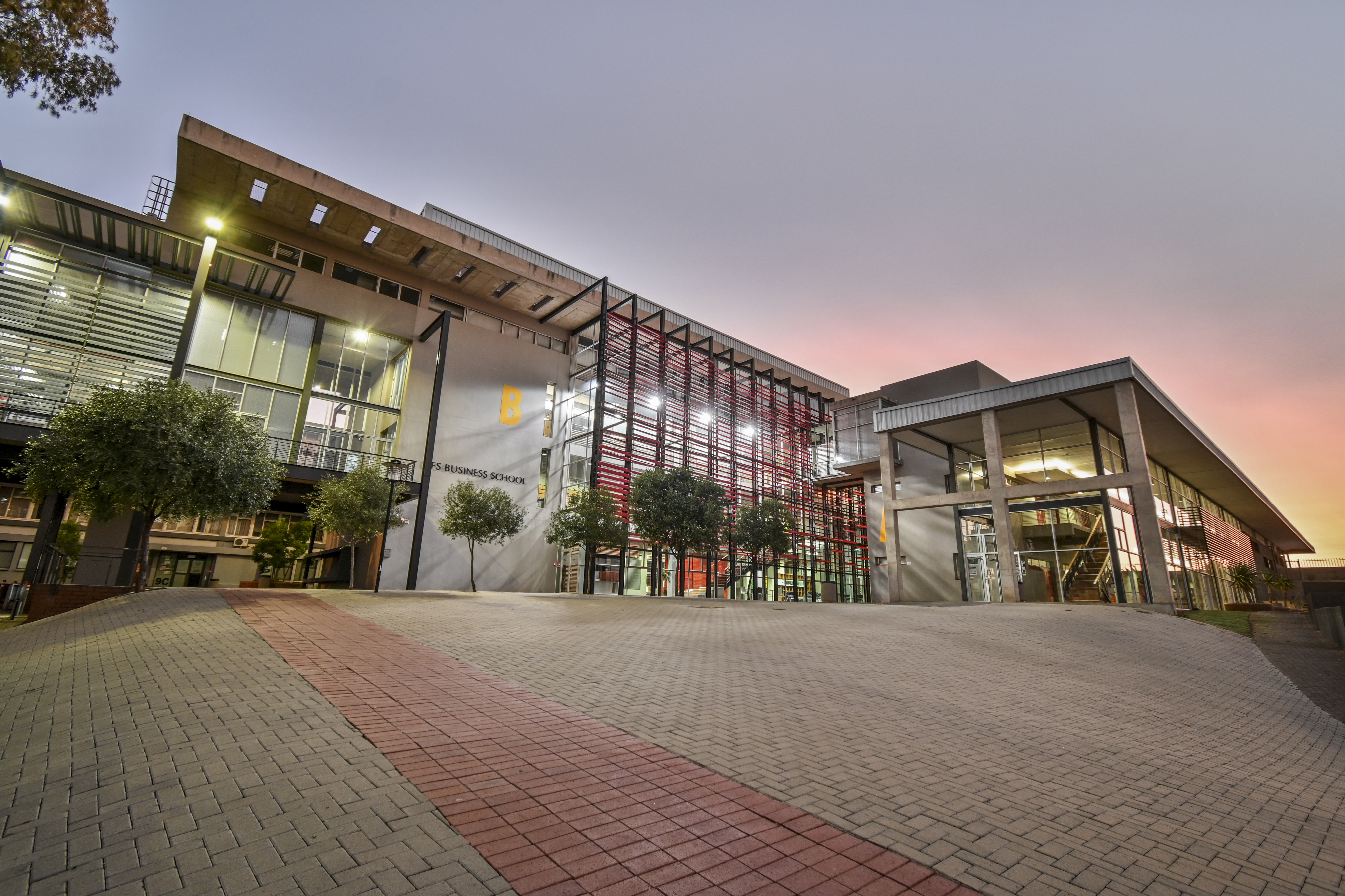 UFS Business school