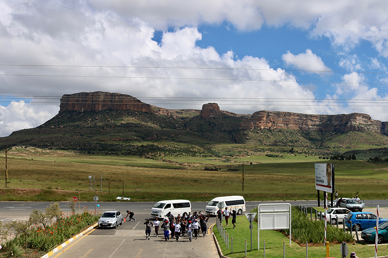 Uhuru Qwaqwa Arrival