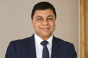 Prof Francis Petersen Prof Francis Petersen