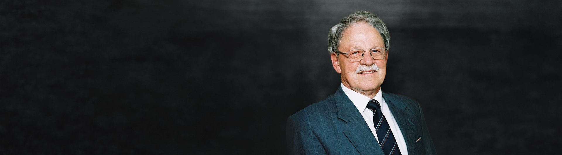 Prof Francois Retief