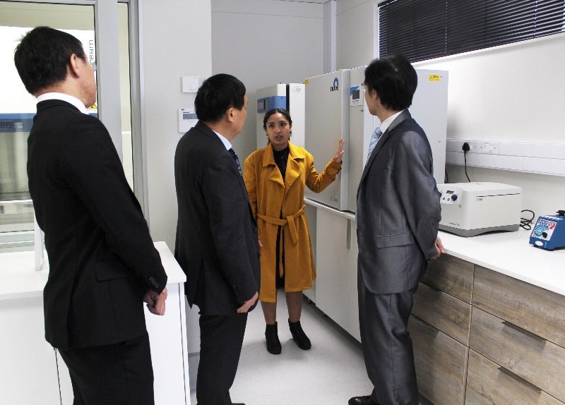 Recardia Schoeman, Science Officer in the Department of Pharmacology, showing Mr Shen Long, Minister-Counsellor of the Science and Technology Section at the Chinese Embassy (middle), Dr Li Yan, First Secretary of the Science and Technology Section (right