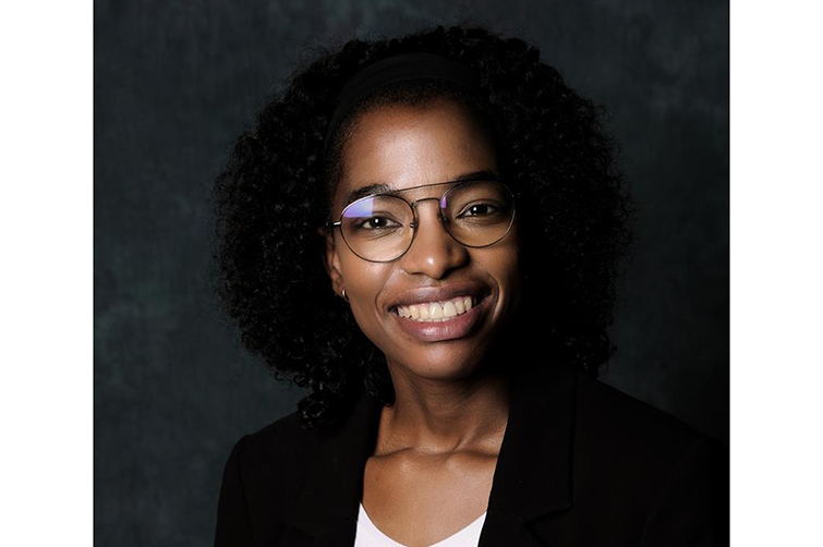 Dr Claudia Ntsapi