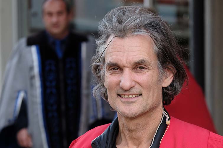 Prof Jeremy Smith