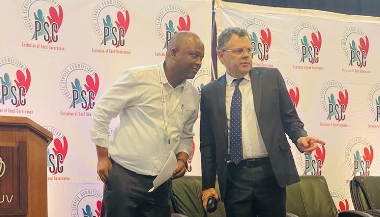 From left to right: Sisa Mlisana: Provincial Director of the PSC and Dr Henk Boshoff: Commissioner of the PSC in the Free State.