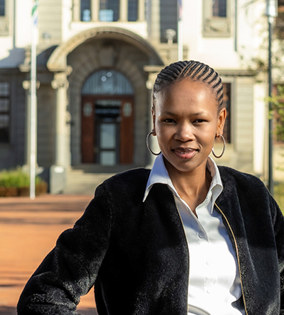 Dr Nthatisi Nyembe