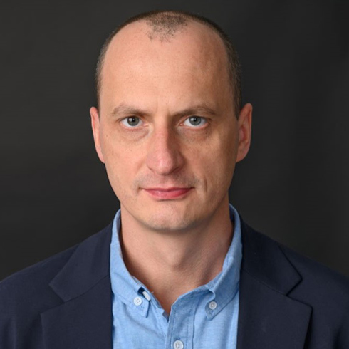 Konrad Piotrowski