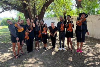 VIOLINS FOR PEACE 2 VIOLINS FOR PEACE 2