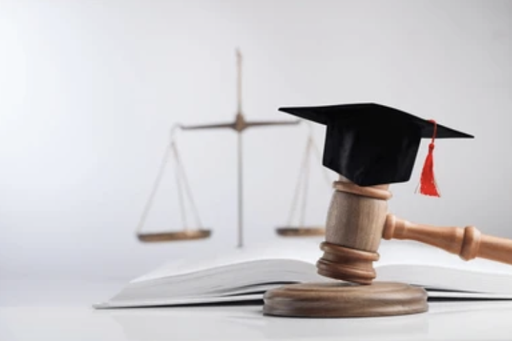 LAW PG