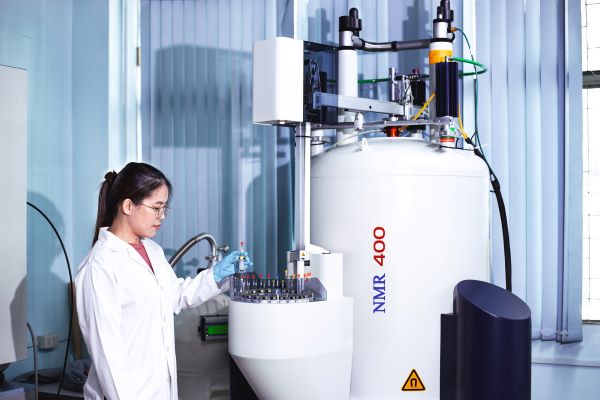 NMR