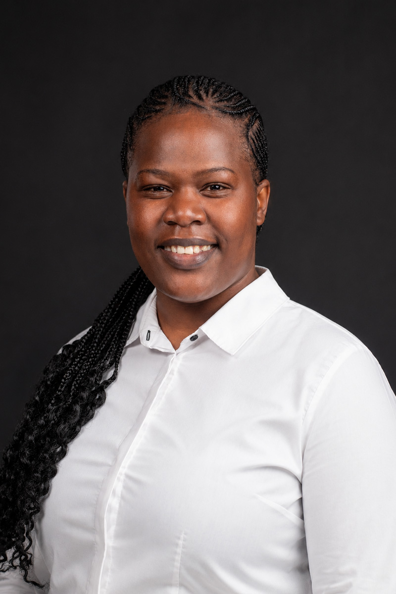 Dr Vongai Ruzungunde