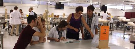 Dissection hall 4 2284