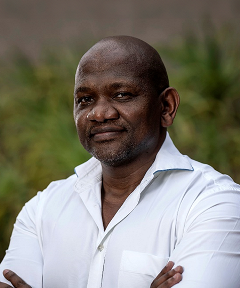 Dr B Ntantiso