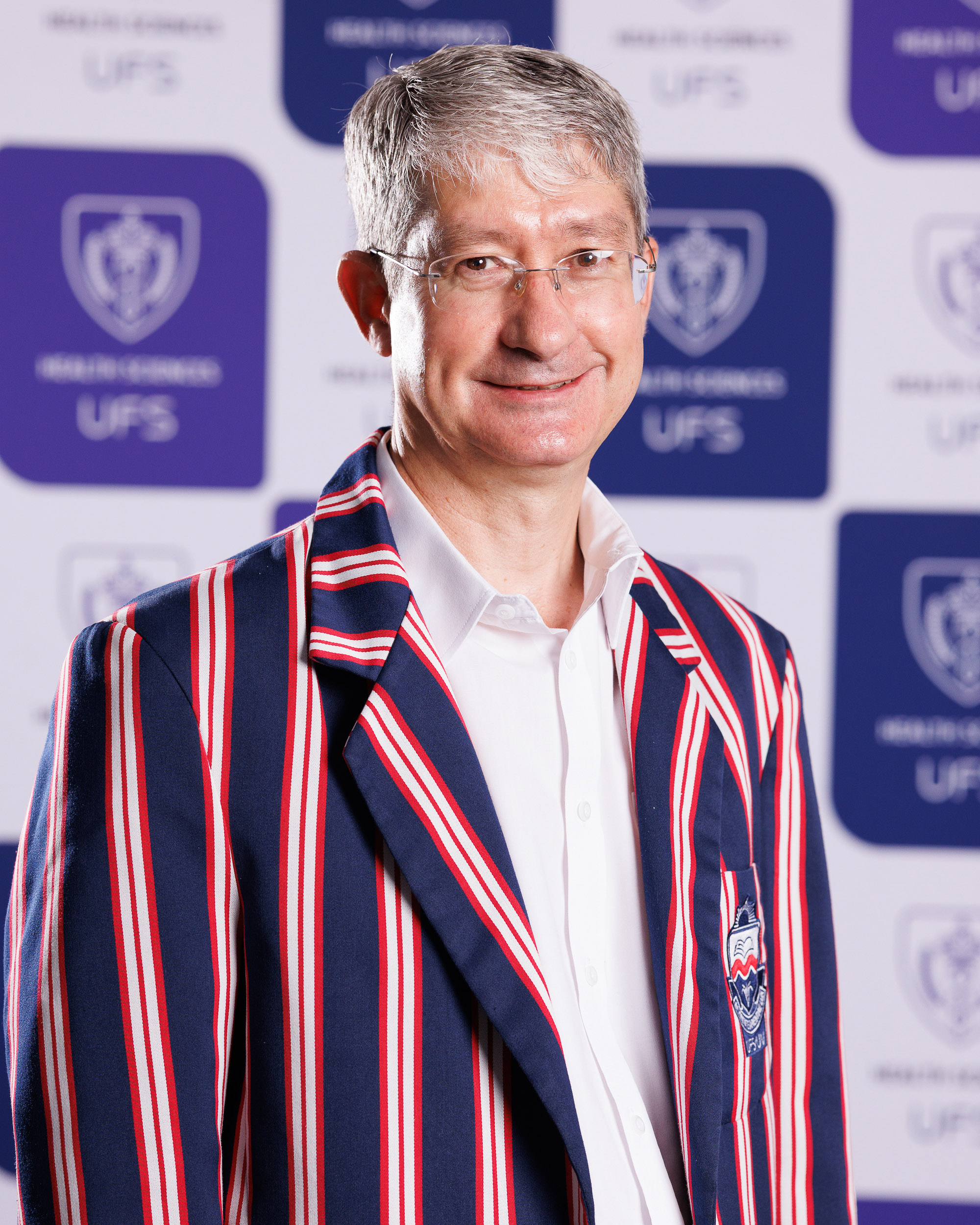 Prof Chris