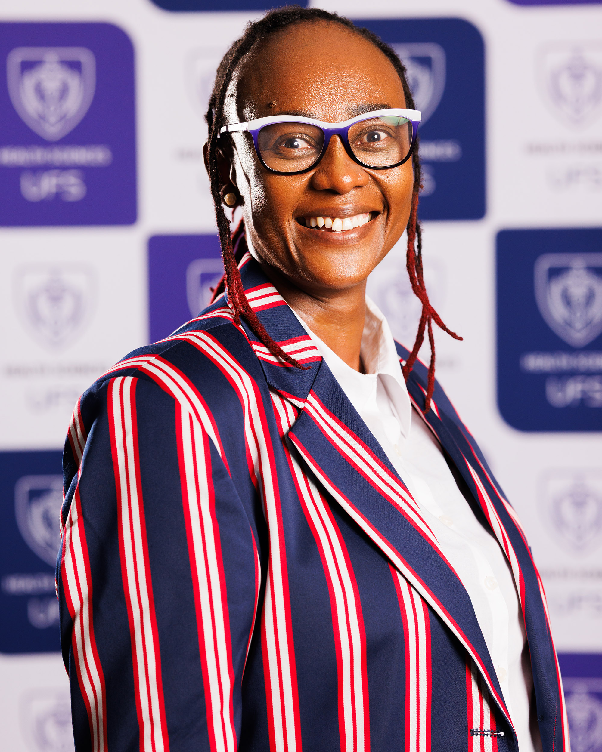 Prof Phetlhu