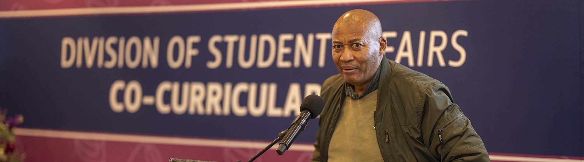 Dr Temba Hlasho
