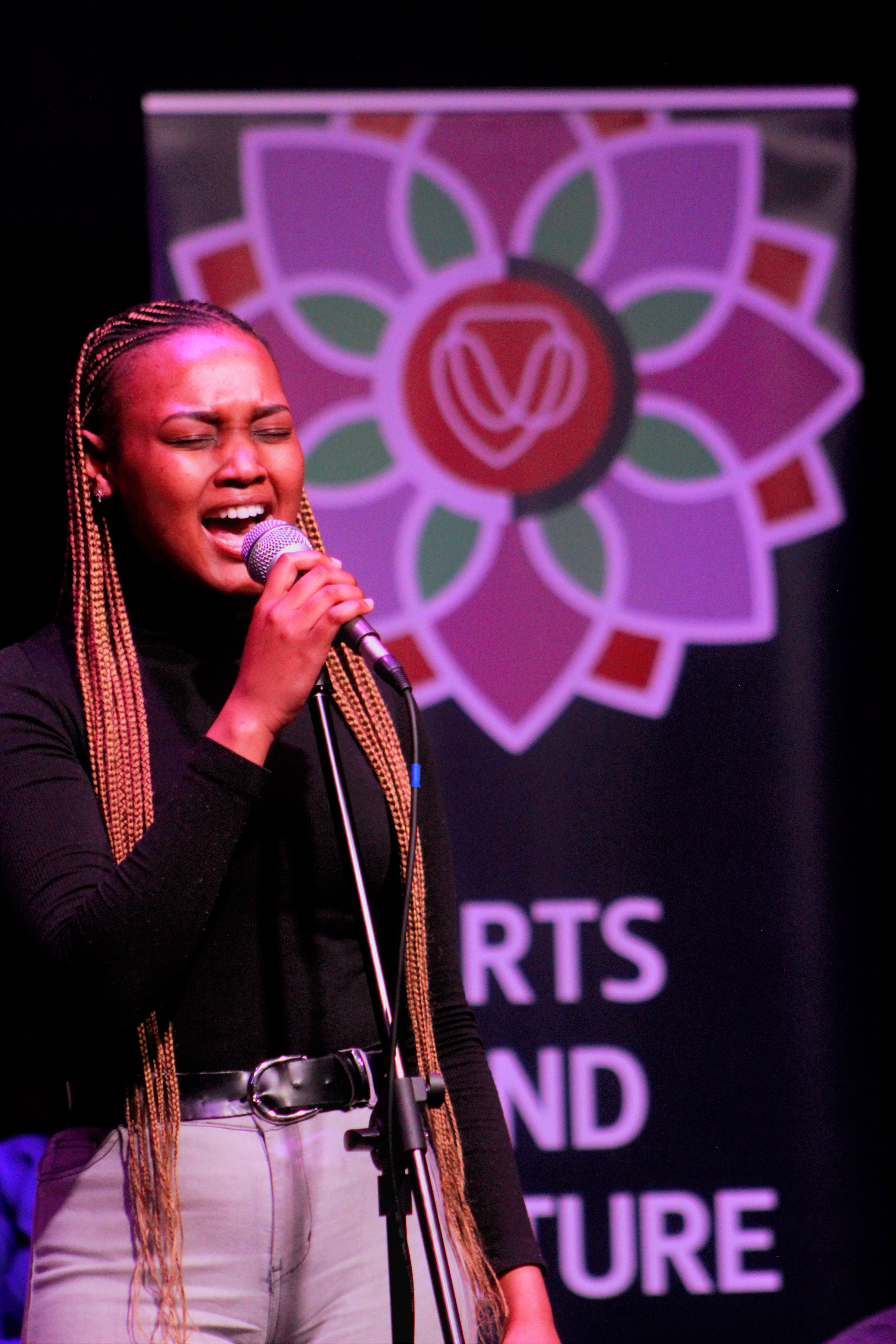 Sinempumelelo -Singer