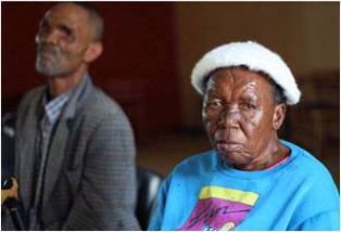 Description: As part of their curriculum third-year medical students are allocated certain community projects.Omega Old-age Home in Heidedal was given to one group of studente. Tags: UFS, service learning,community service,Omega Old-age Home,Heidedal
