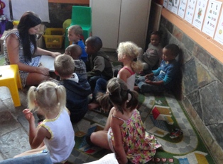 Description: Service Learning Keywords: Abbasorg, Crèche, Estoire, Bloemfontein, service learning