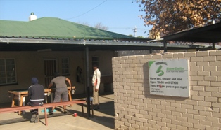 Description: Service Learning Keywords: Bloem Shelter