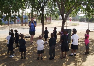 MEX354 Aerobic 2 2508 Description: Service Learning Keywords: School of Medicine, service learning, medical students, MEX354, Olympia Primary School, aerobics