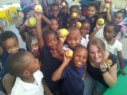 MEX354 Olympia apples 2086 Description: Service Learning Keywords: MEX354, medical students, community health, service learning, Olympia preprimary school, Grade R, apples