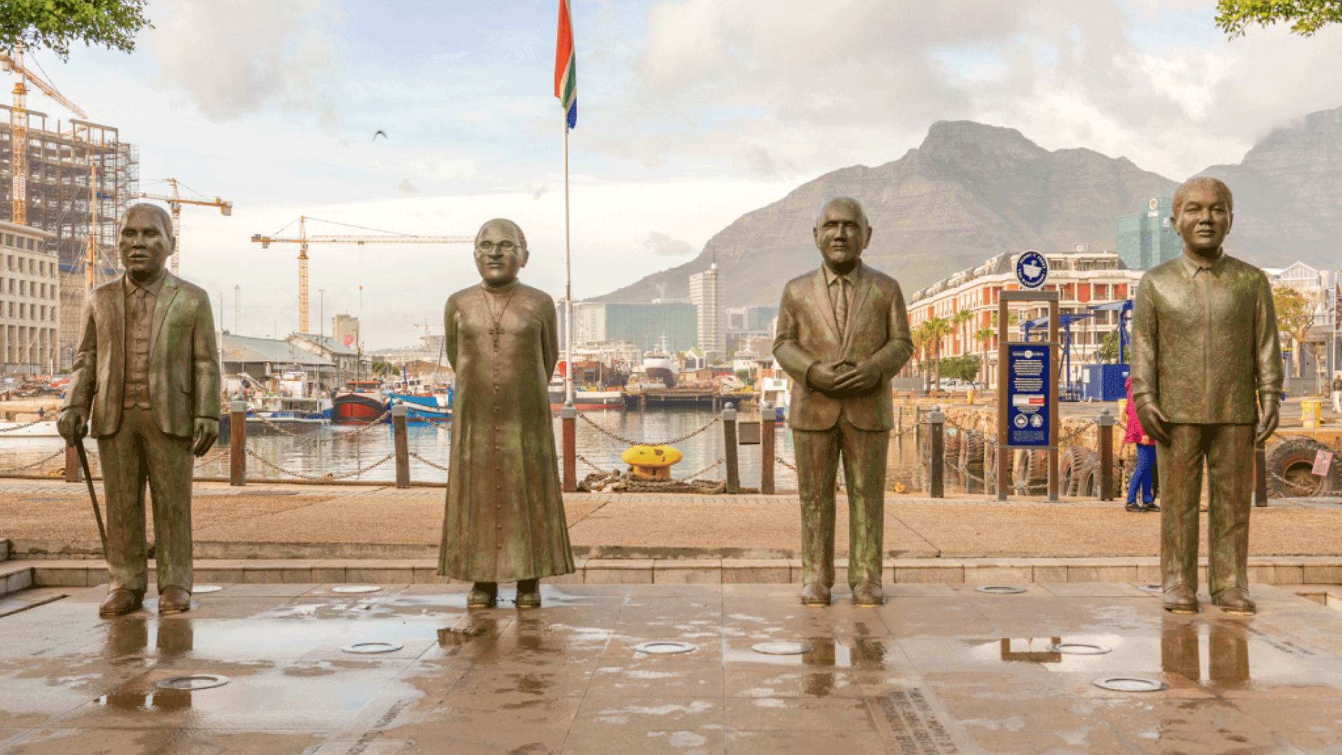 Statues_Image-uai-1917x1078 Statues_Image-uai-1917x1078